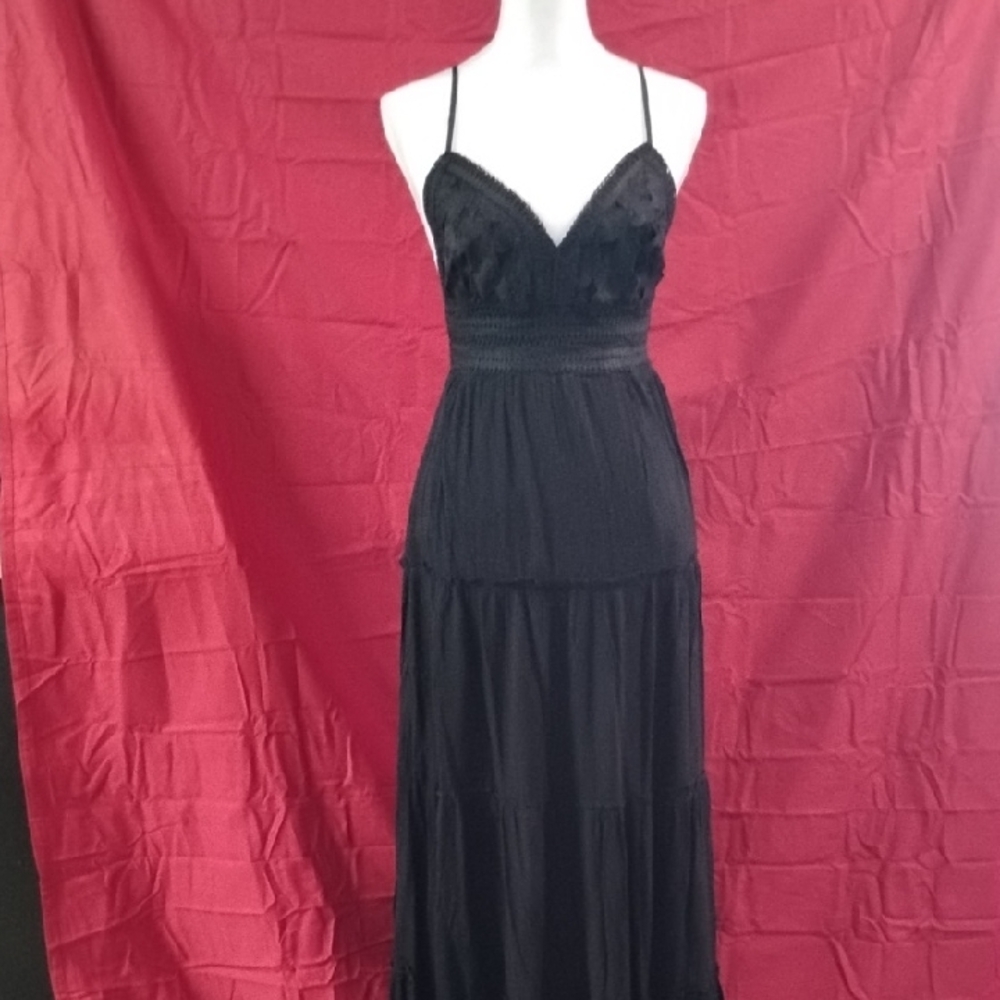 Elegant Black Maxi Dress